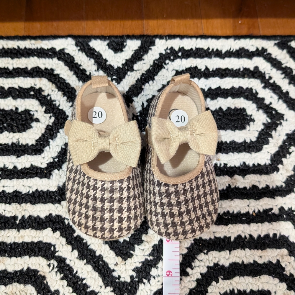 Bundle Of Baby Girl Dress Shoes - Picture 5 of 10